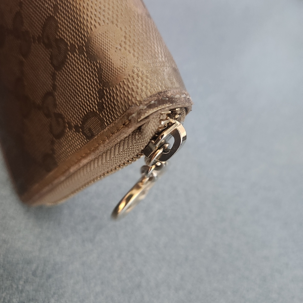 GUCCI Wallet Authentic 💯 - Picture 8 of 16